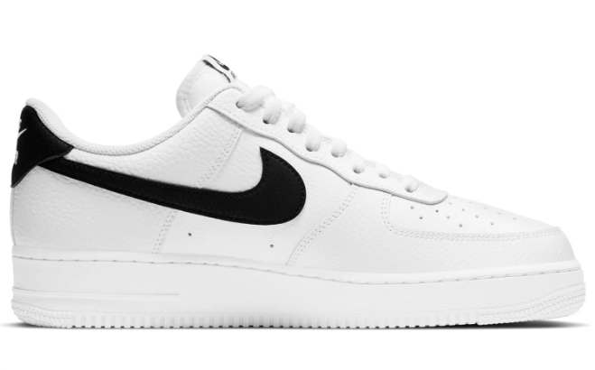 Nike Air Force 1 '07 – White / Black
